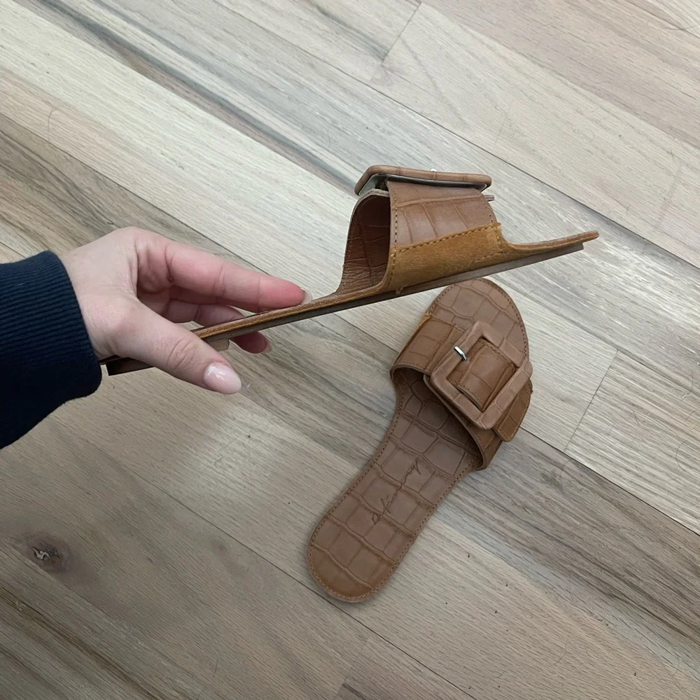 Definery loop open sandals NEW - Picture 4 of 5